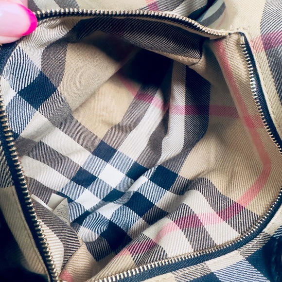 Burberry Black Leather Shoulder Bag-Gold Tone Hardware- Made in Italy - Picture 8 of 12